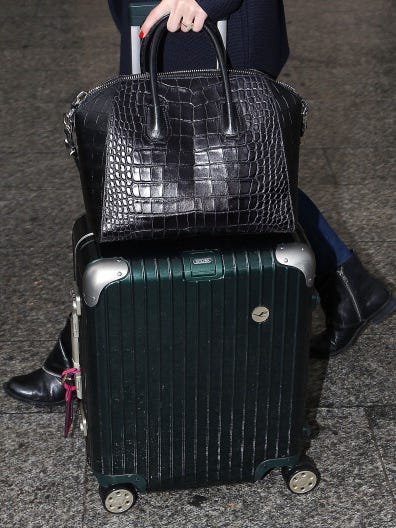 aaa luggage discounts