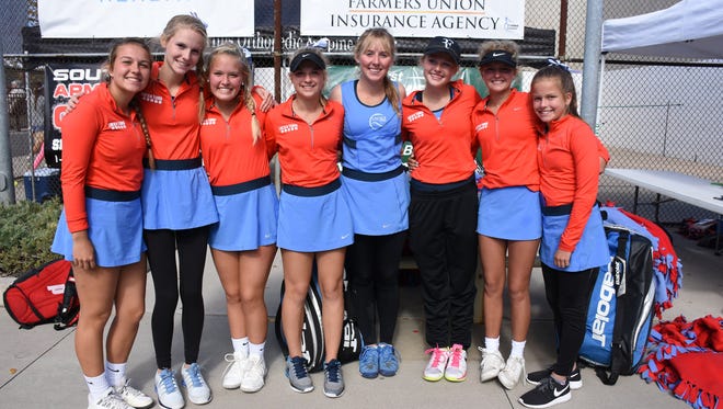 Lincoln girls tennis team. From Left: Sidney Brower, Brita Quello, Emily Whitney, Johana Brower, Brooke Lovrien, Ava Leonard, Meredith Benson and Elle Dobbs.