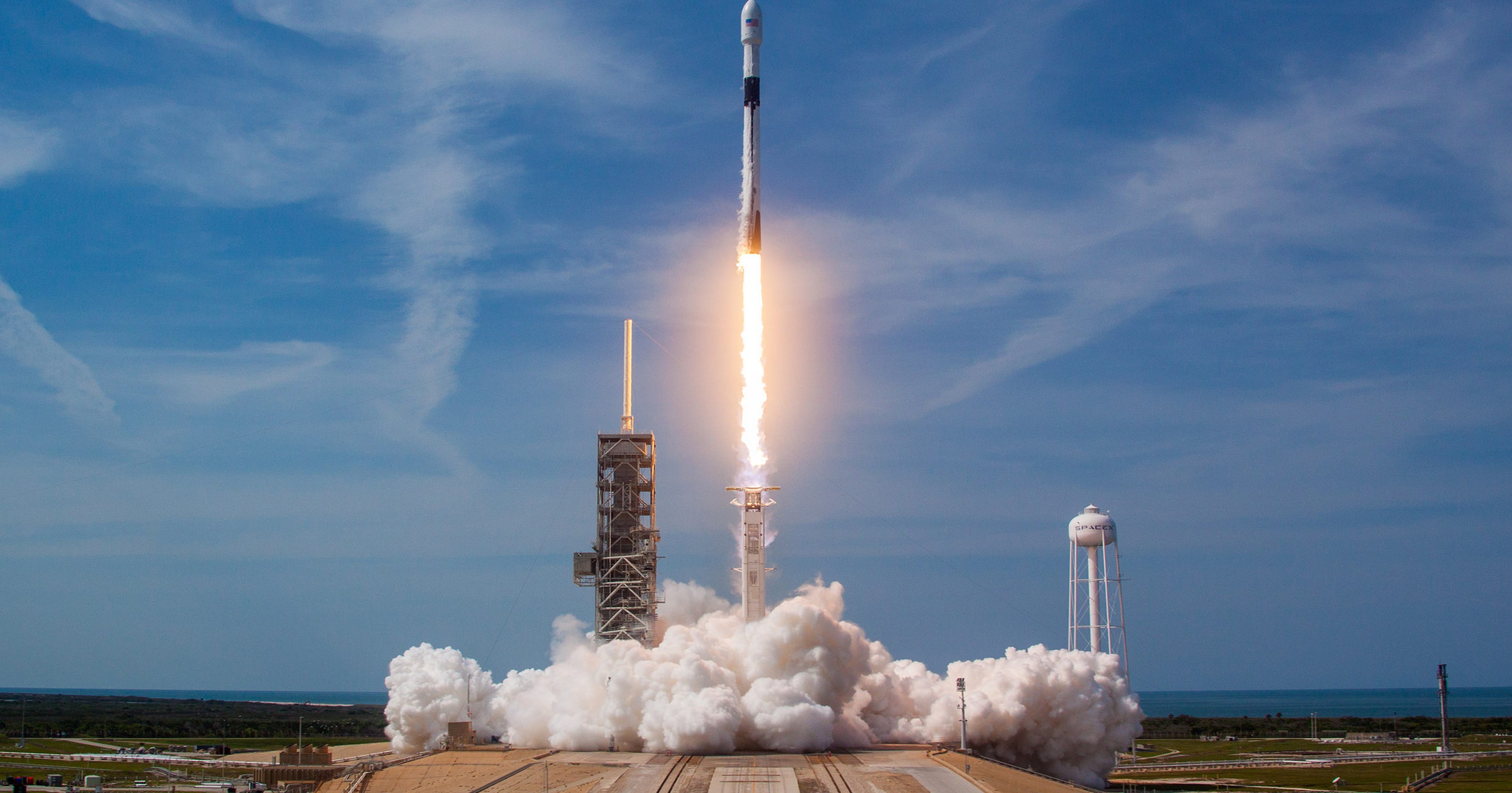 How to watch tonight's SpaceX Falcon 9 launch from Cape Canaveral3200 x 1680