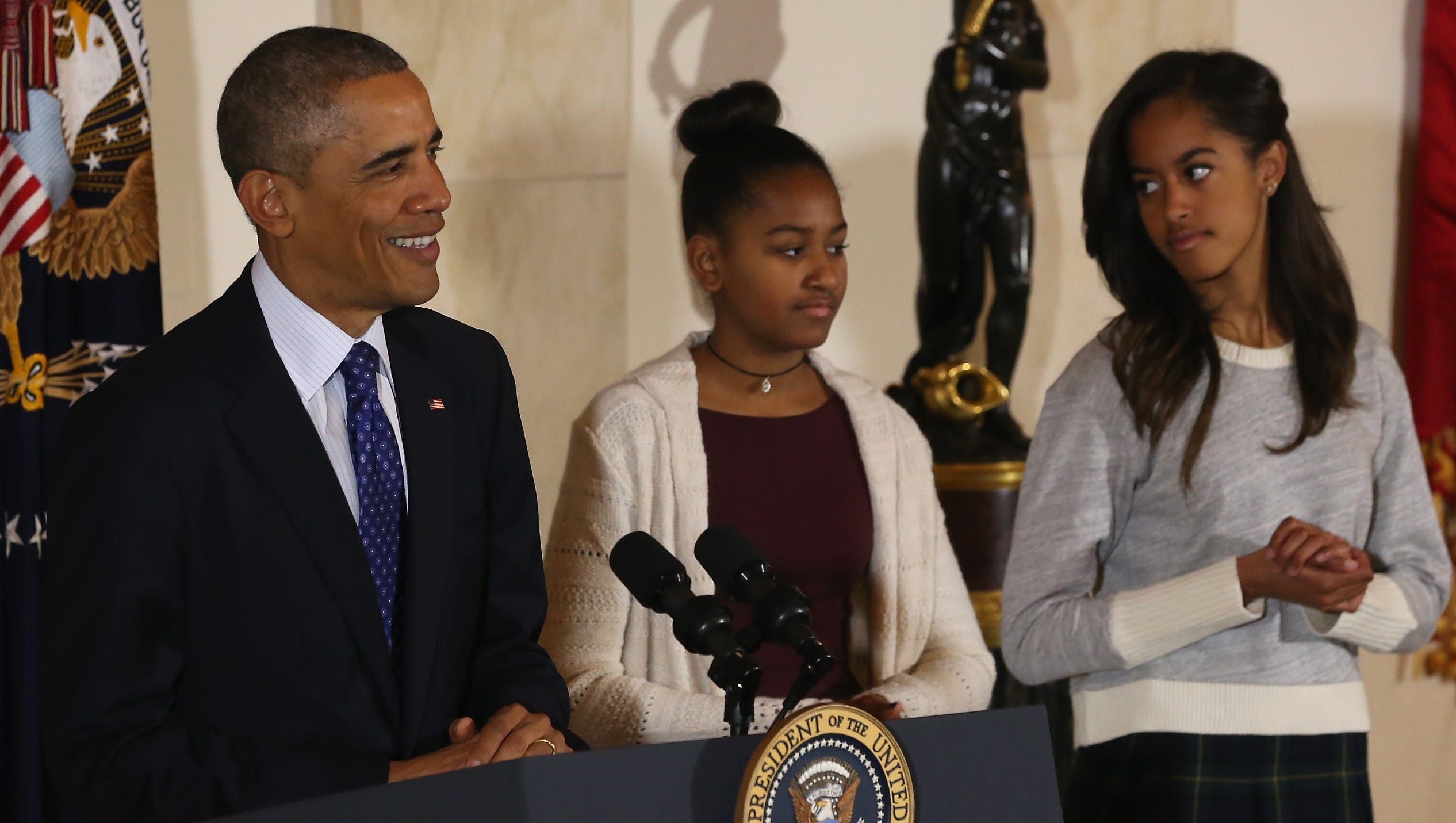 Gop Aide Resigns After Comments On Obama Girls