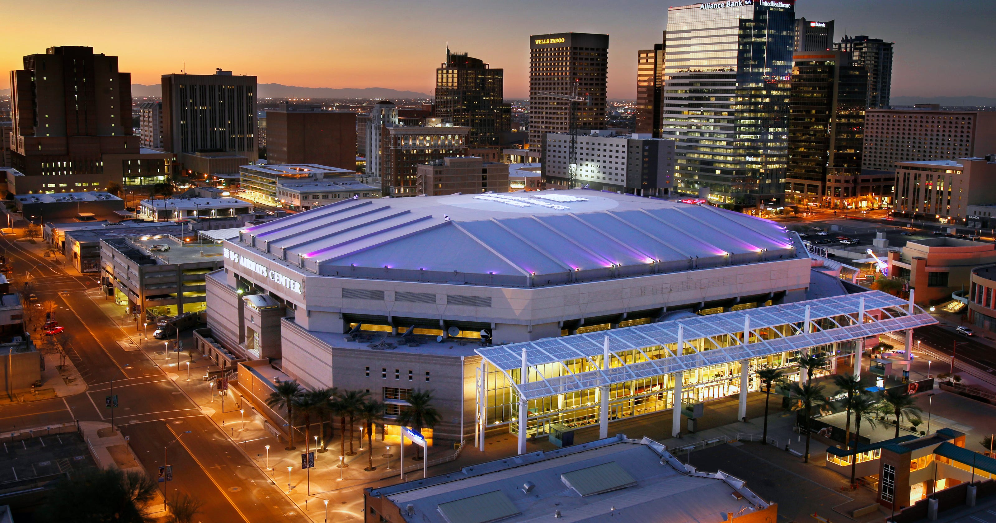 Montini: 'Dear Suns and Coyotes: Build your own damn arena ...