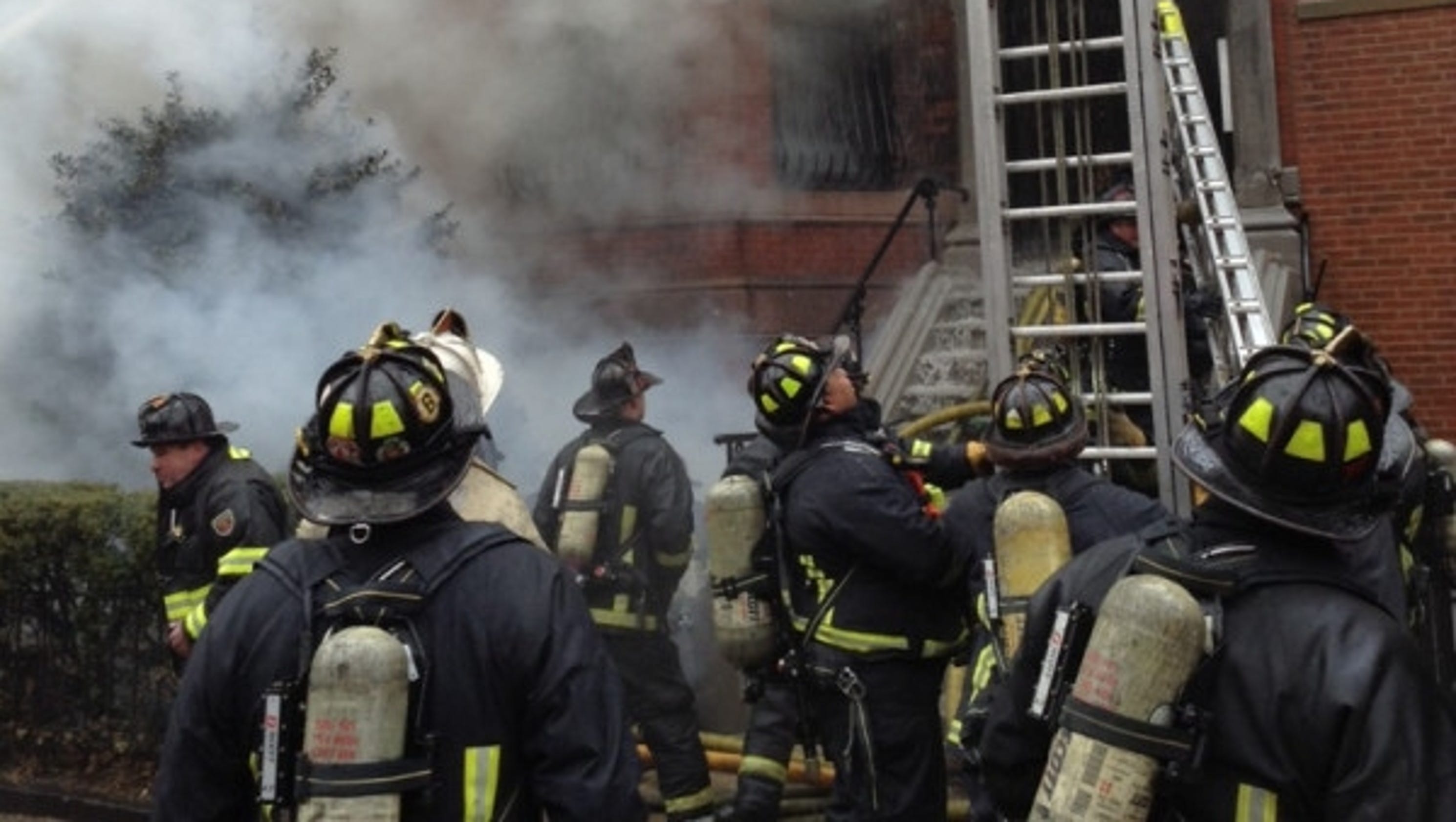 Two Firefighters Dead In Boston Apartment Blaze 