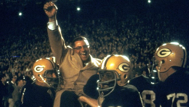 Fill Our Your Bracket Green Bay Football Legends Challenge