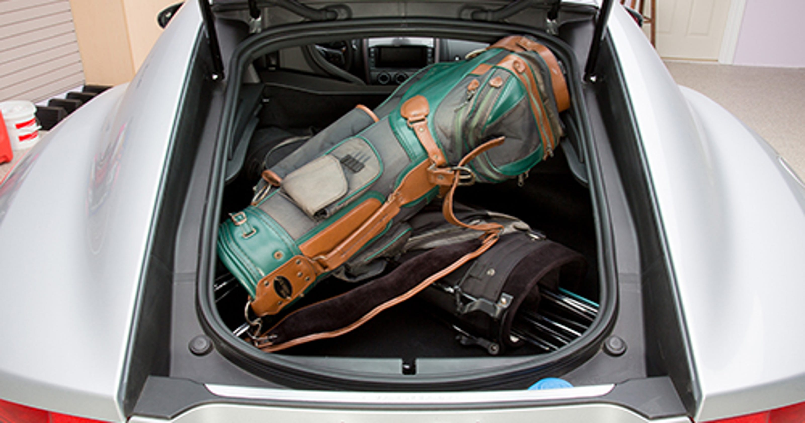 Can a Jaguar F-Type coupe really fit 2 golf bags?