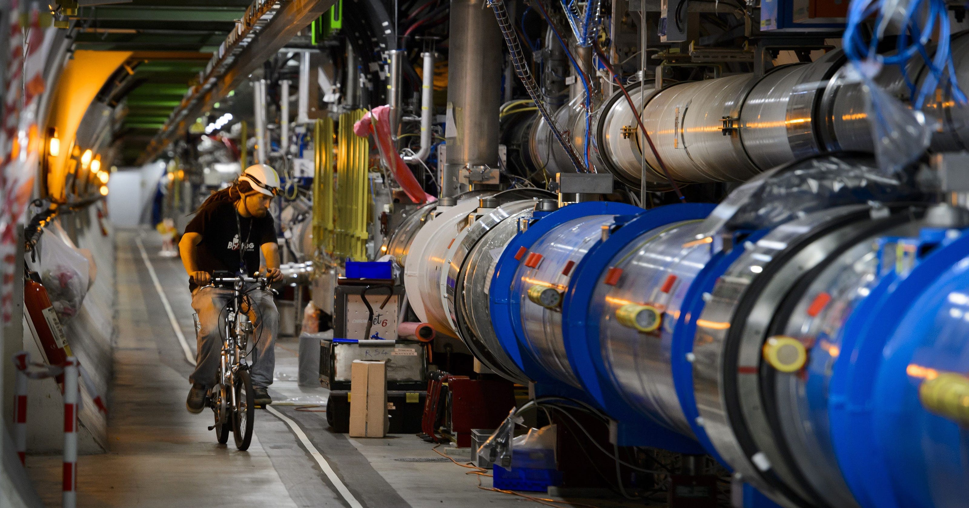CERN begins planning successor to its atom smasher