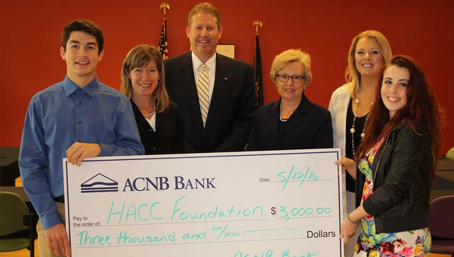 ACNB Bank’s contribution was acknowledged with a check presentation at the HACC-Gettysburg Campus. From left, are: HACC Student Seth Harrington, HACC-Gettysburg Campus Vice President Shannon Harvey, ACNB Bank President Jim Helt, ACNB Bank EVP/Secretary and Chief Risk and Governance Officer Lynda Glass, HACC-Gettysburg Campus Director of Student Development Jessica Knouse, and HACC Student Julia Miller.