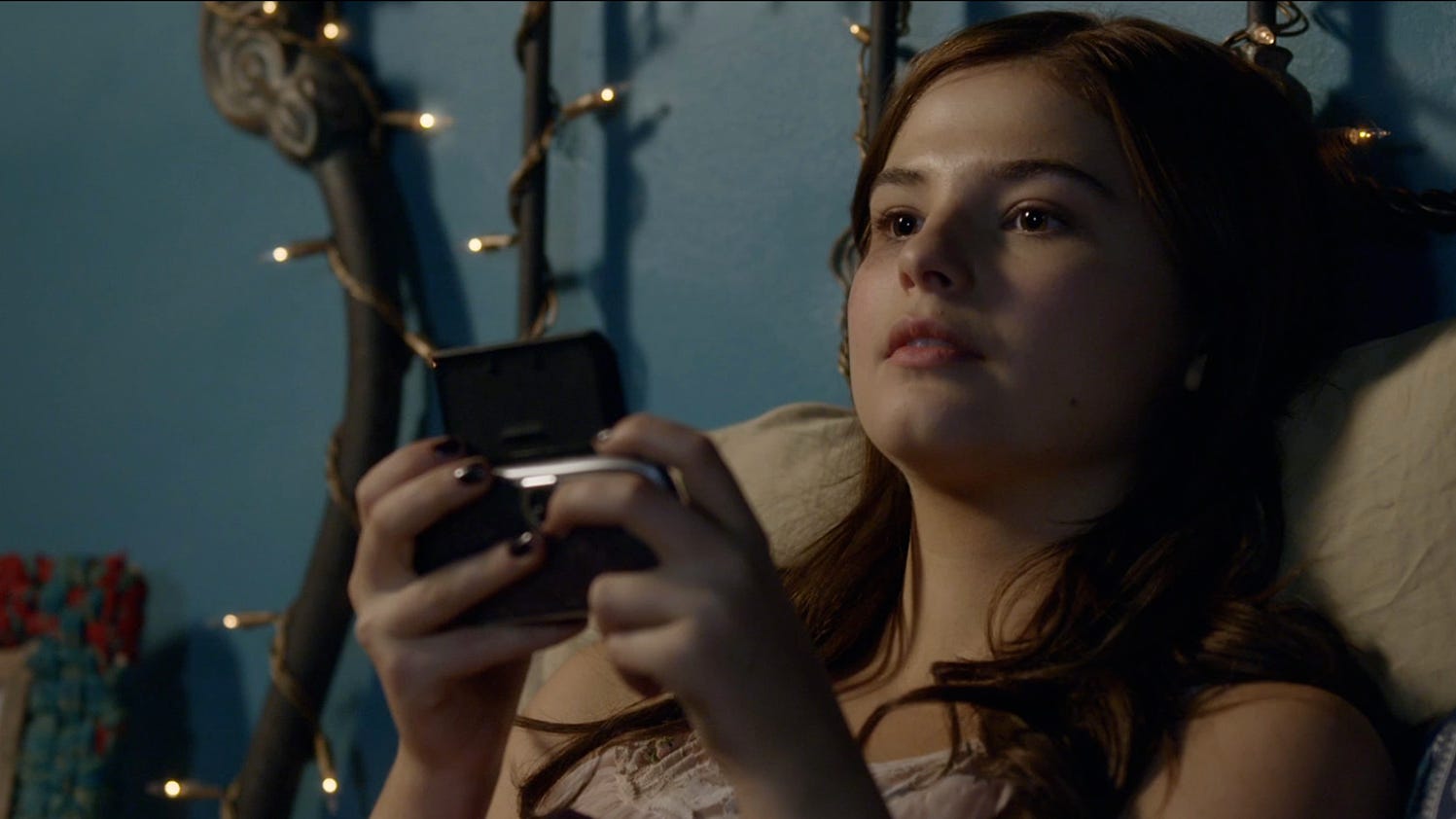 Tiptoe Through Teenage Nightmares With The Scary New Insidious 3
