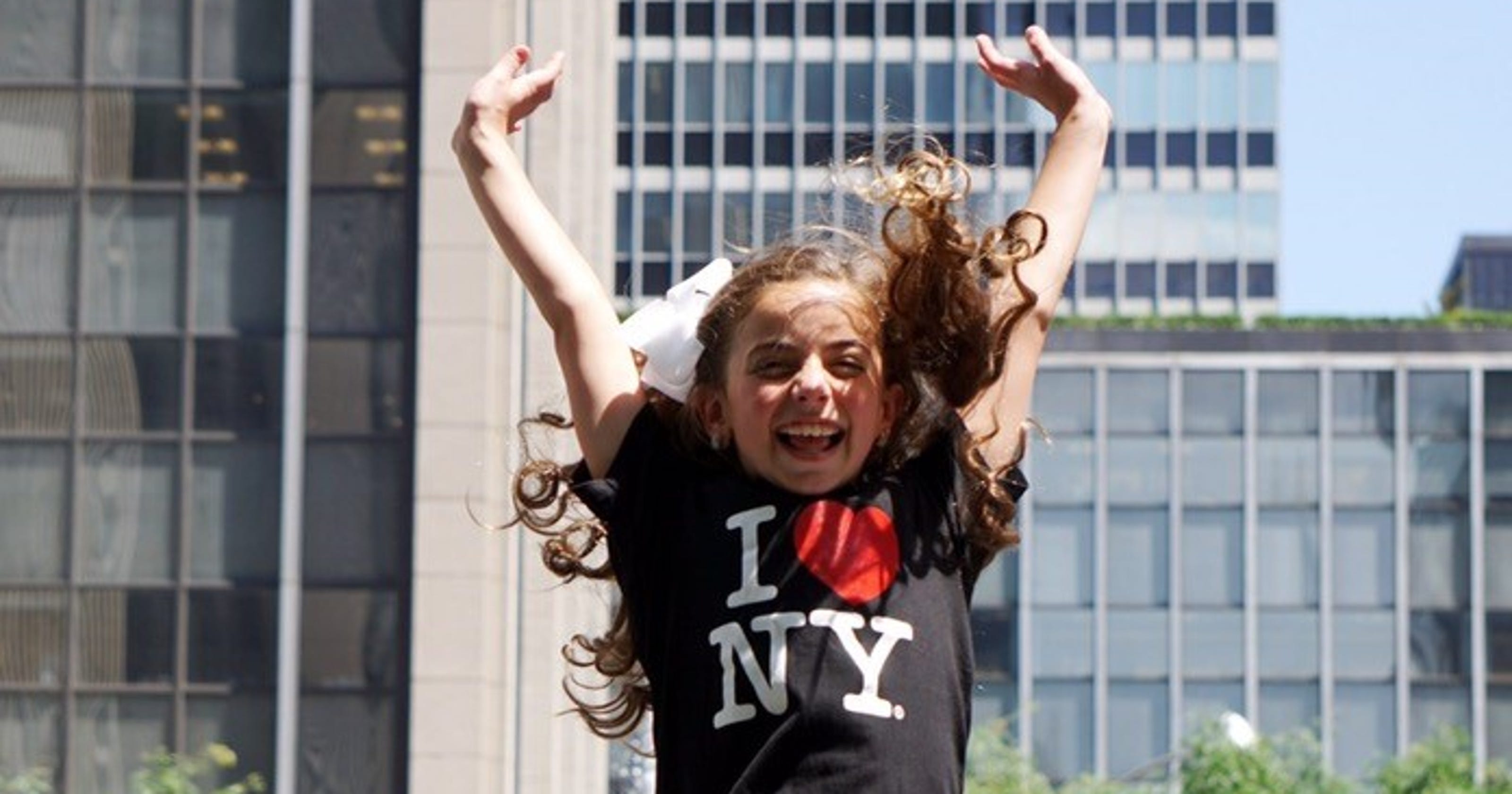 Shore actress, 10, makes magic in 'Matilda'