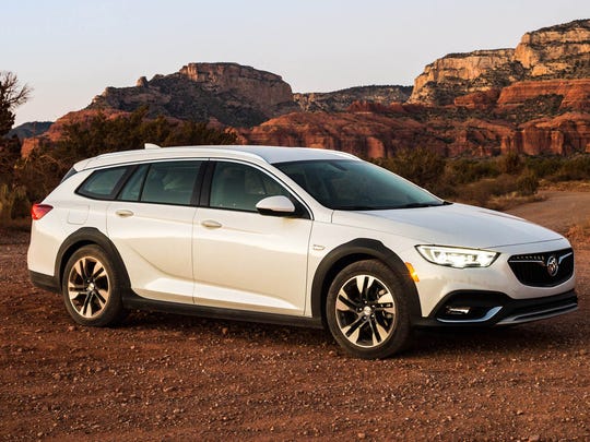 Review 2018 Buick Regal Tourx Sport Wagon Delivers Room