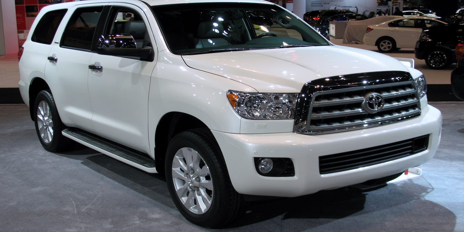 2015 Toyota Sequoia Has Full Size Capabilities