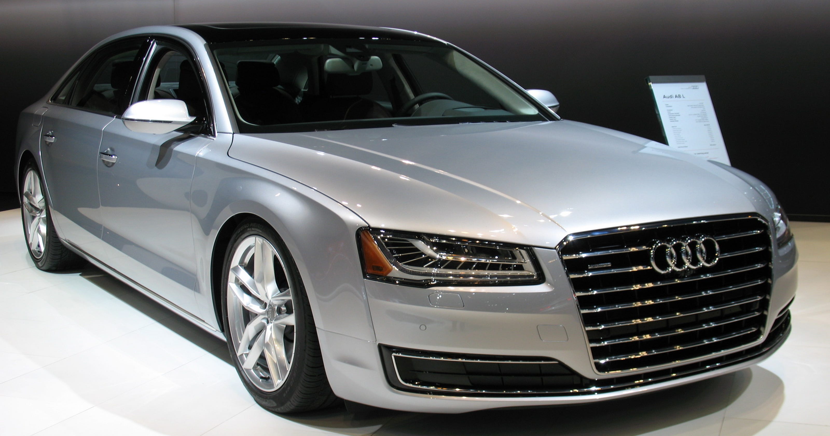 2017 Audi A8l Sedan Has Luxurious Style