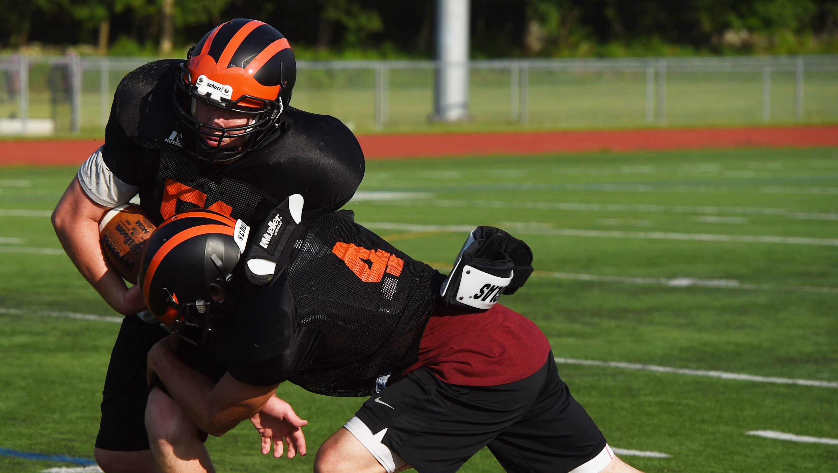 Cte Study On Nfl Brains Doesn T Deter High School Football Teams