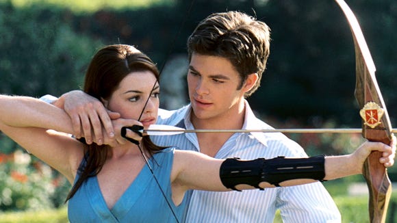 Anne Hathaway and Chris Pine in a scene from the motion picture "Princess Diaries 2: Royal Engagement."