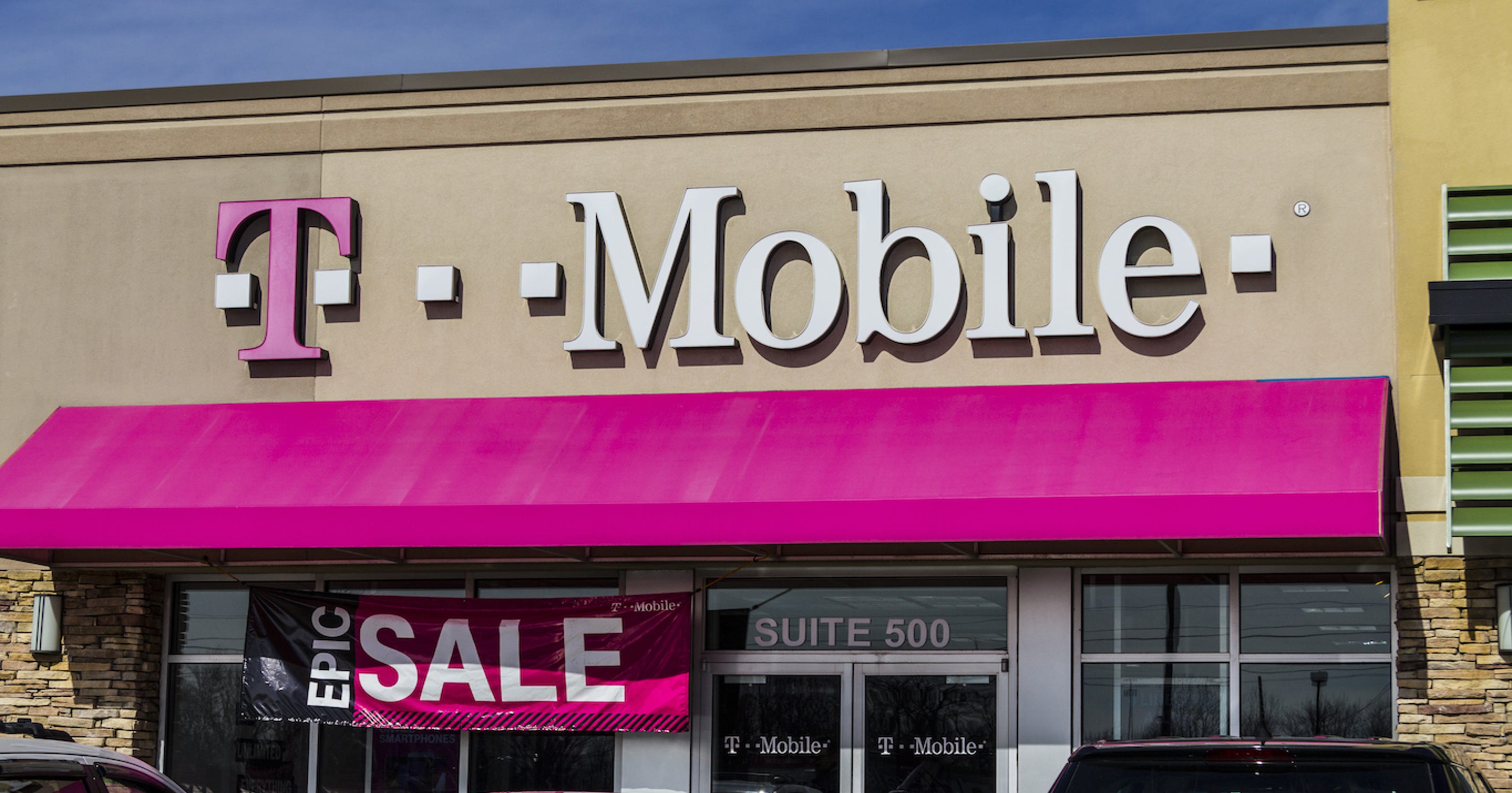 T-Mobile will have unlimited 5G plans and won't raise ...