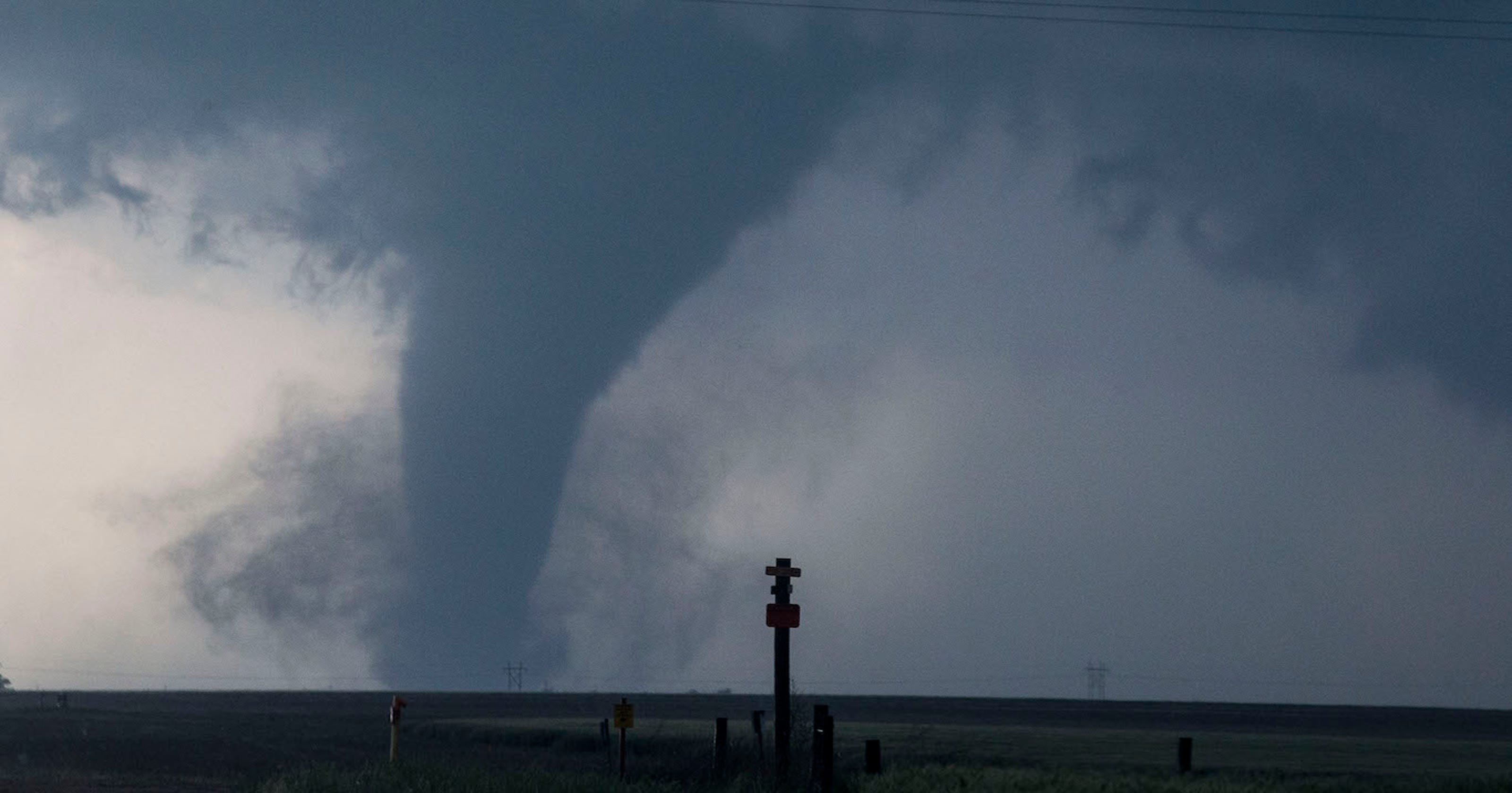 Dayton, Ohio tornado is 'large and dangerous'