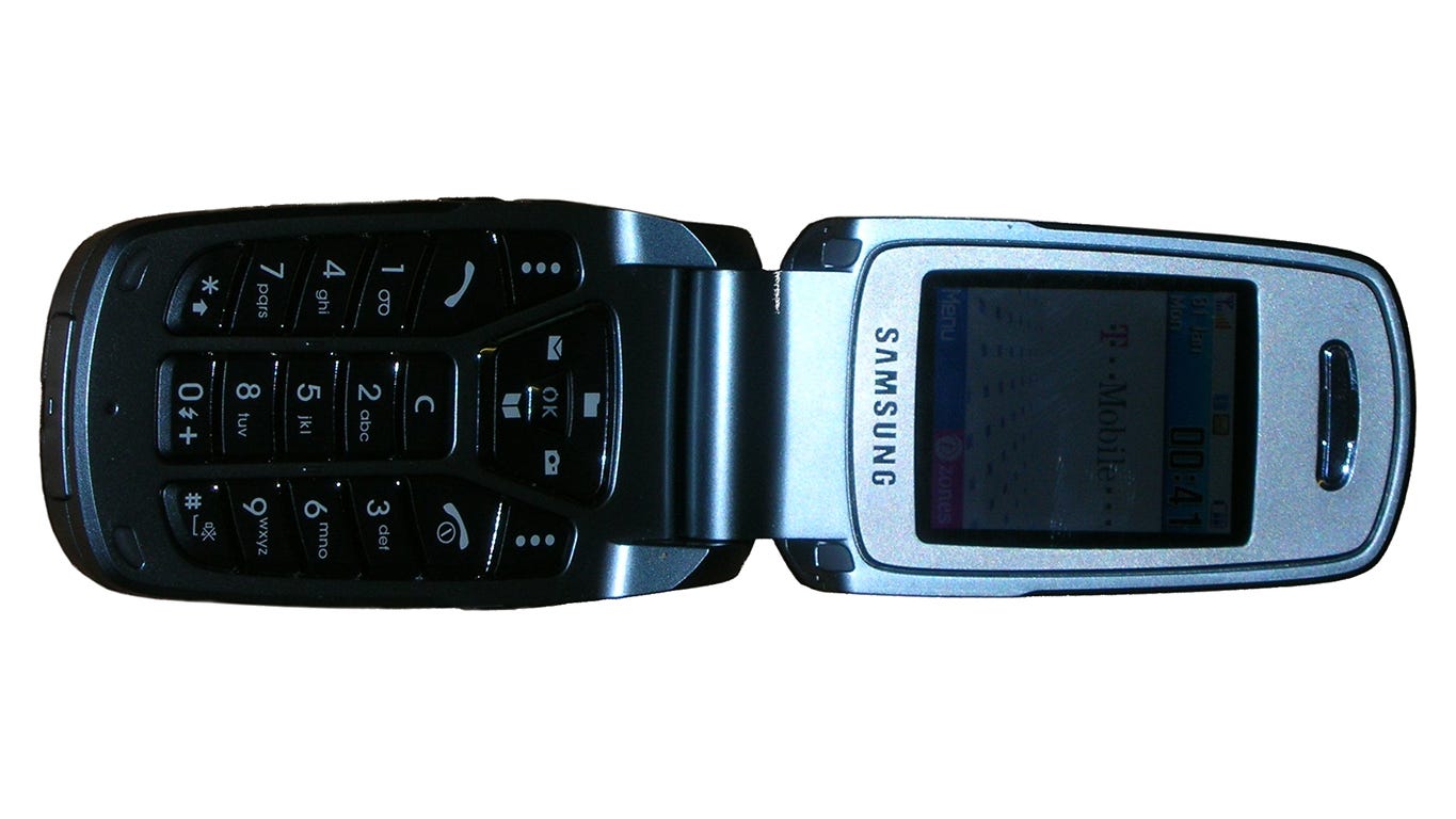 Google Apple Samsung Blackberry Cellphones That No Longer Exist