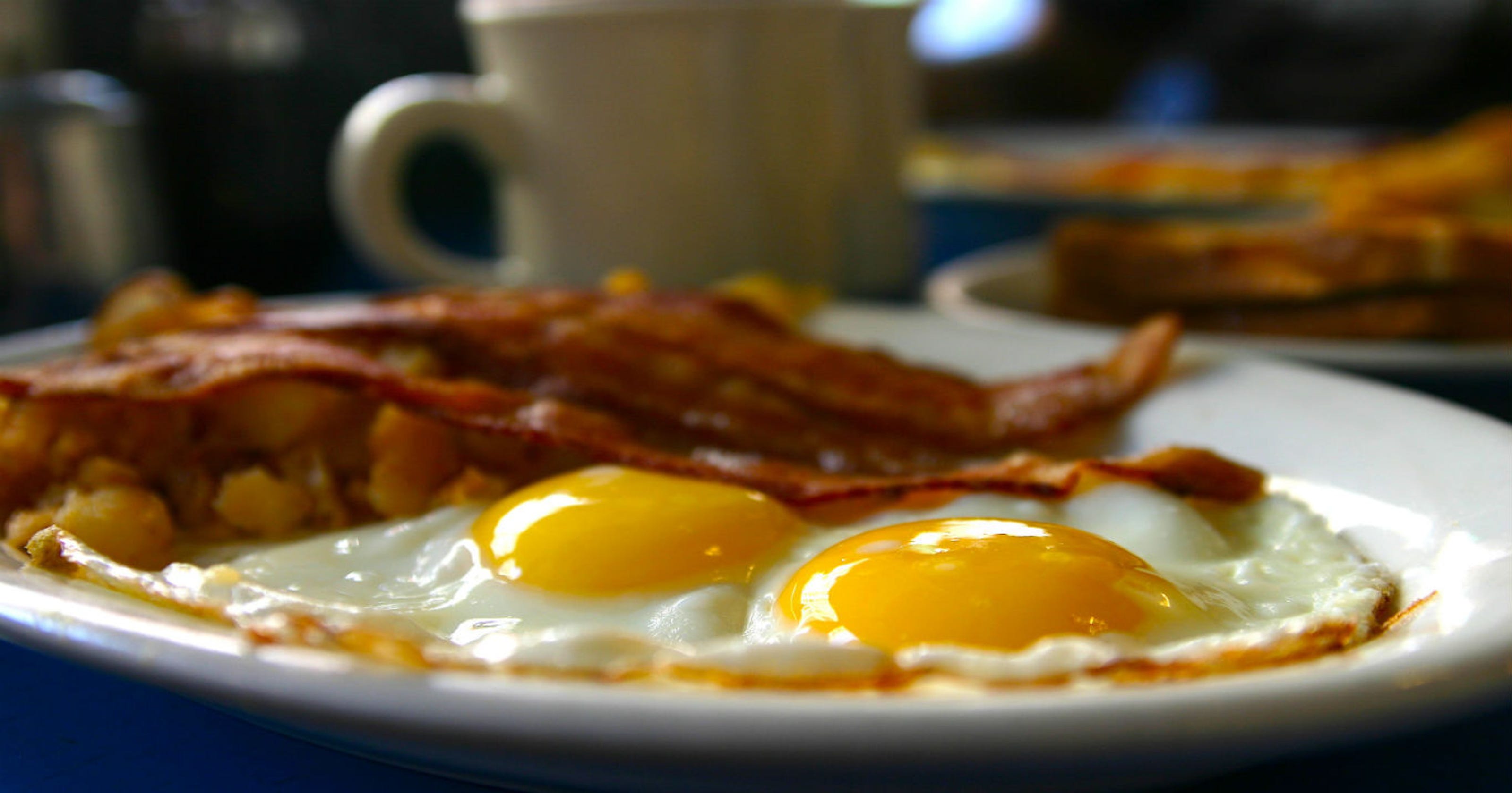 how to puree bacon and eggs