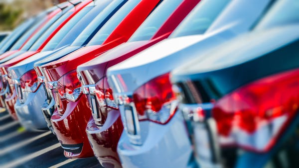 The red-hot U.S. auto market is cooling. Total car