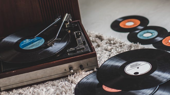 Vinyl records outsold CDs for the first time since the '80s