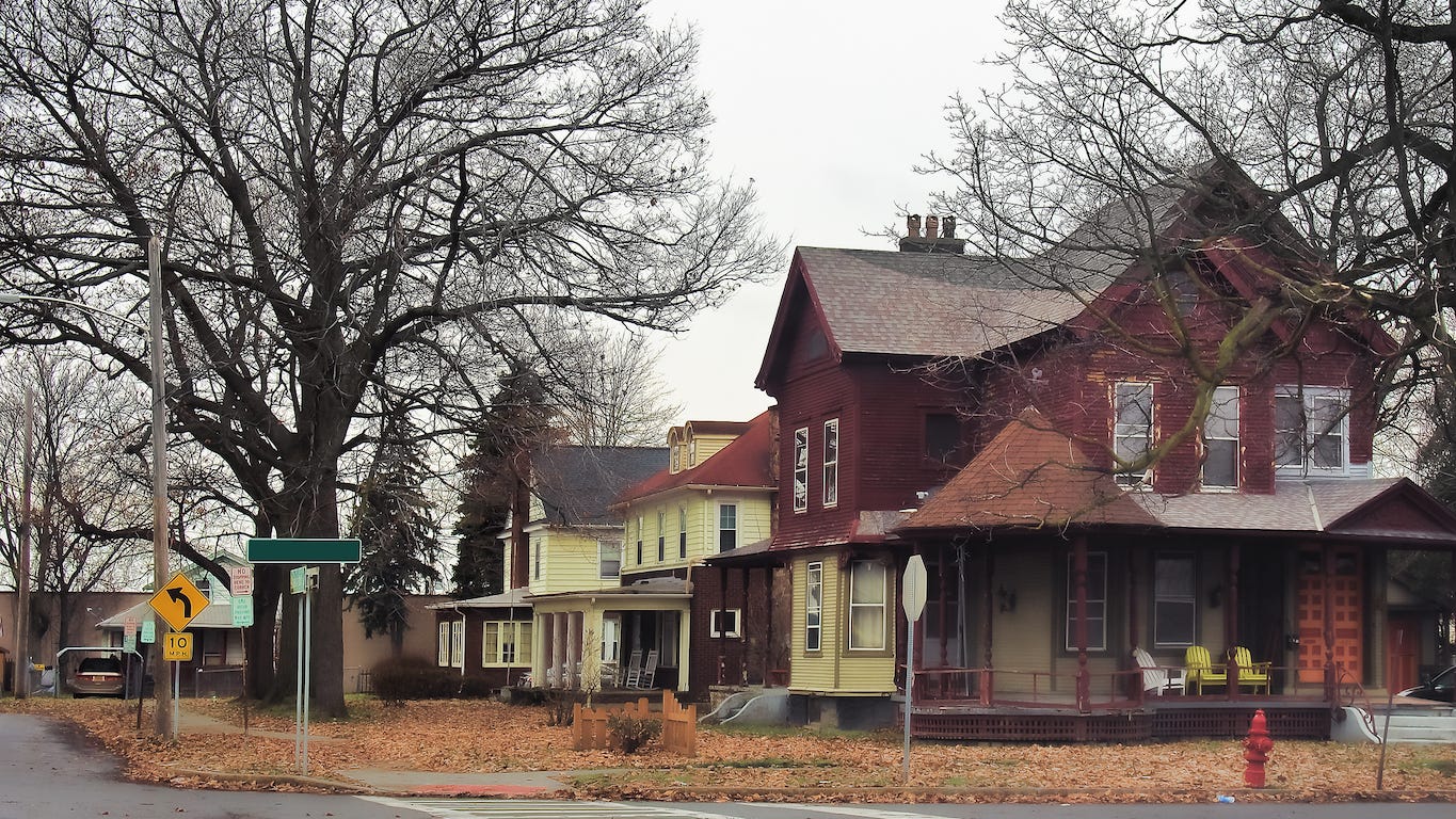 Cities From Rich To Poor Here S 20 Us Cities That Have Lost Wealth