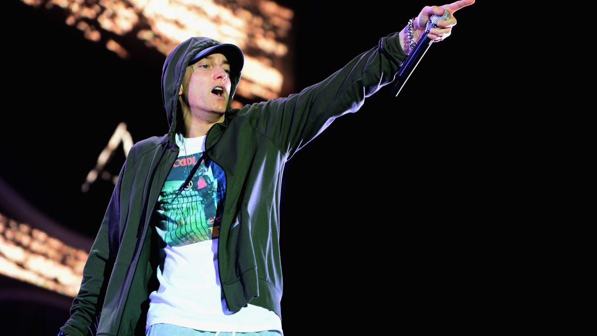 Eminem 12 Years Sober The Rapper Says I M Not Afraid
