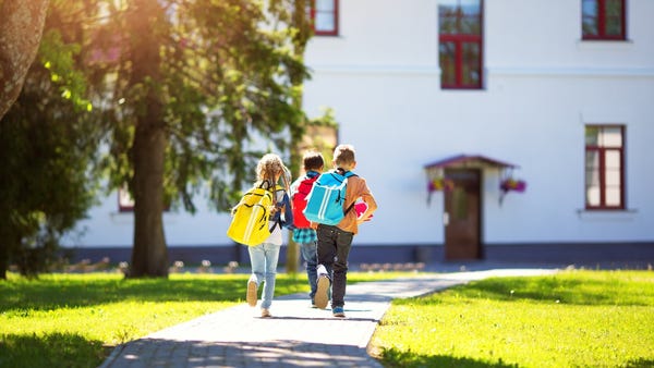 The public education system in the United States l