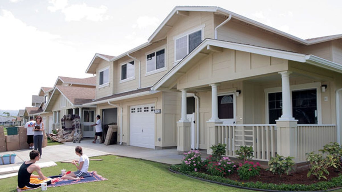 Hawaii: Hickam Housing     • Poverty rate:  1.8% (Hawaii: 9.4%)     • Number of people living below poverty line:  160 (Hawaii: 130,649)     • Households receiving SNAP benefits:  0.9% (Hawaii: 10.8%)     • Median household income:  $76,684 (Hawaii: $81,275)