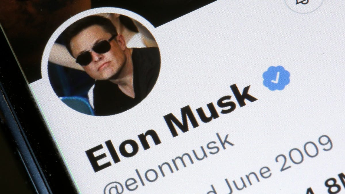Twitter lost more than 1.3 million users in the week after Elon Musk bought it – USA TODAY