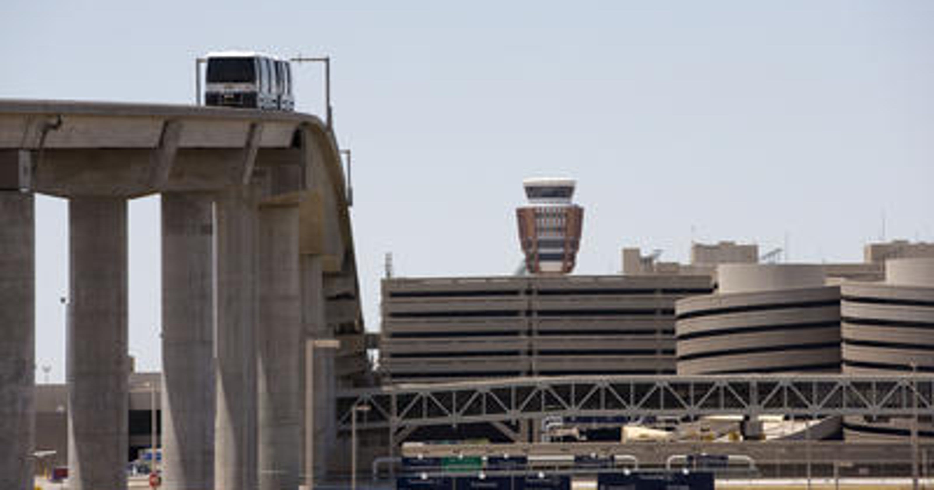 Spirit, Sun Country moving to Terminal 2 at Sky Harbor