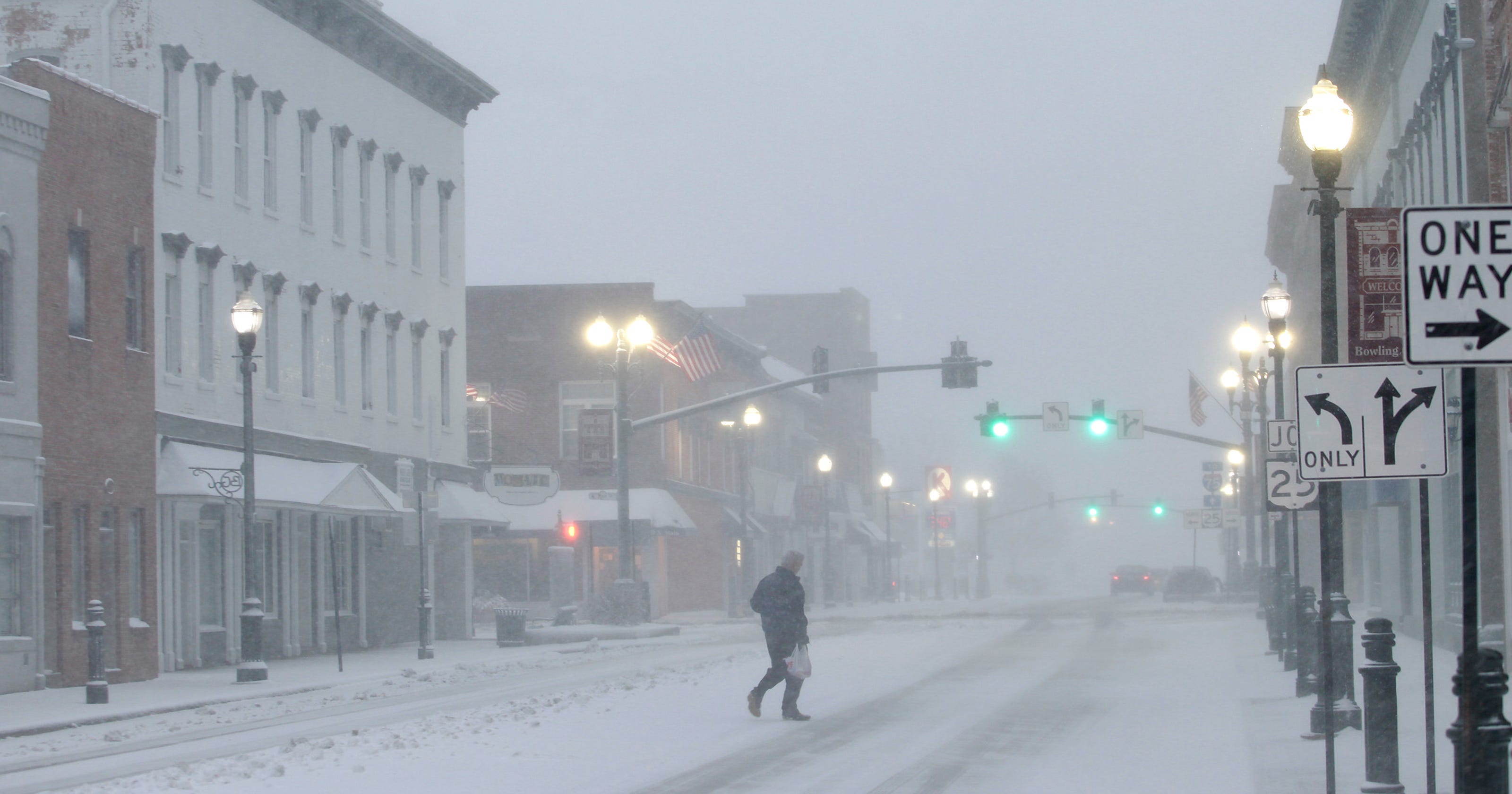 March snowstorm blasts Midwest, Northeast