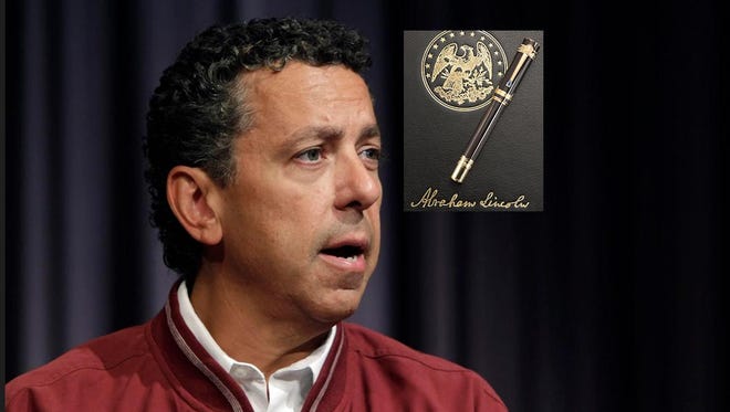 A new government filing obtained by The Detroit News pinpoints the defining symbol of a $4.5 million scandal and offers insight into Alphons Iacobelli, the man at the center of a high-profile federal indictment alleging corruption between one of Detroit’s Big Three automakers and the United Auto Workers, experts say.