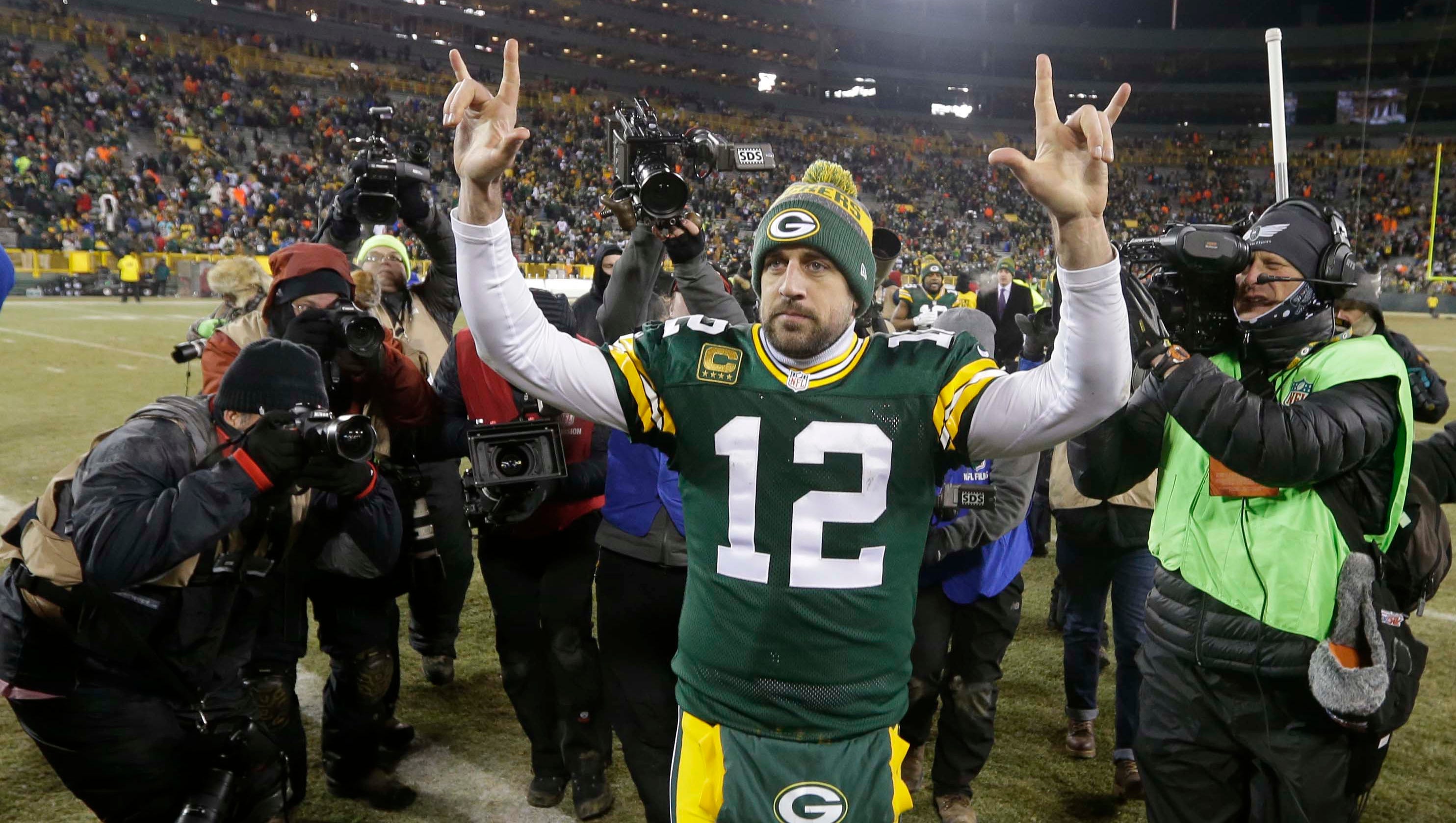 aaron rodgers hail mary football 2016 aaron rodgers hail mary football 2016