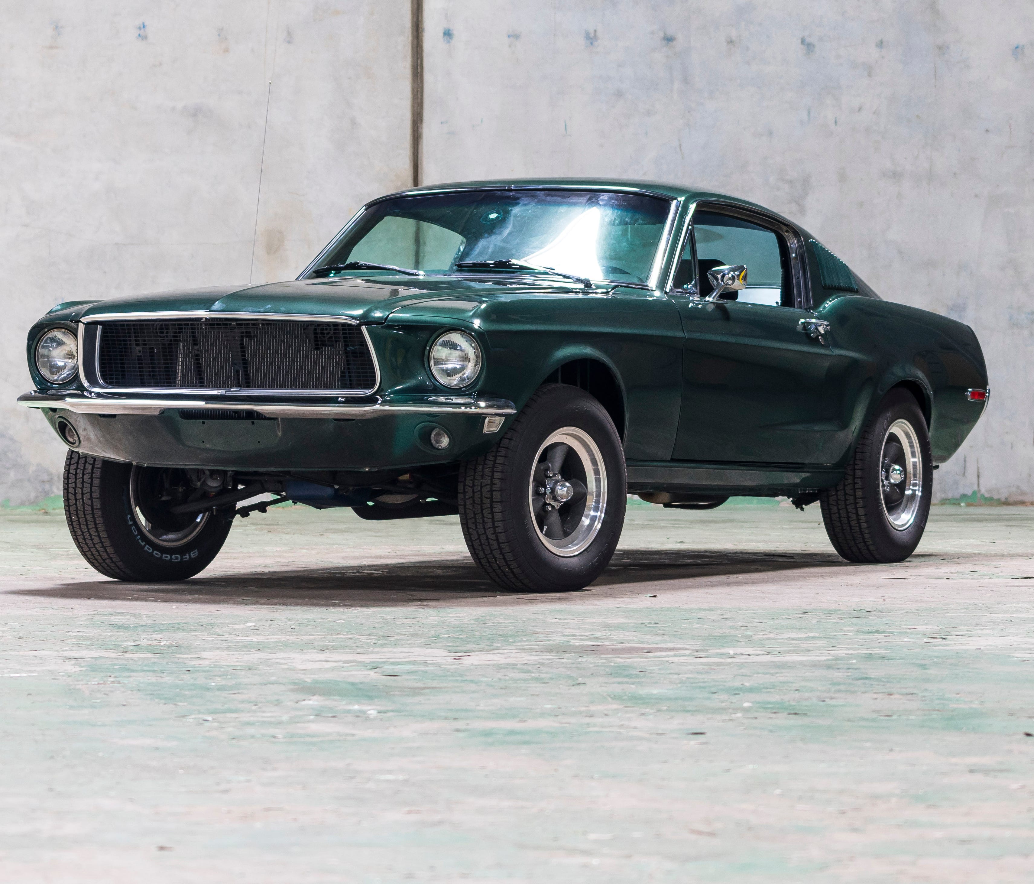 A 1968 Ford Mustang fastback is actually replica that creates the one used in the movie 
