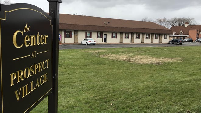 A proposed three-story apartment complex failed to receive approval from a city zoning board divided on its potential impact on surrounding residents.