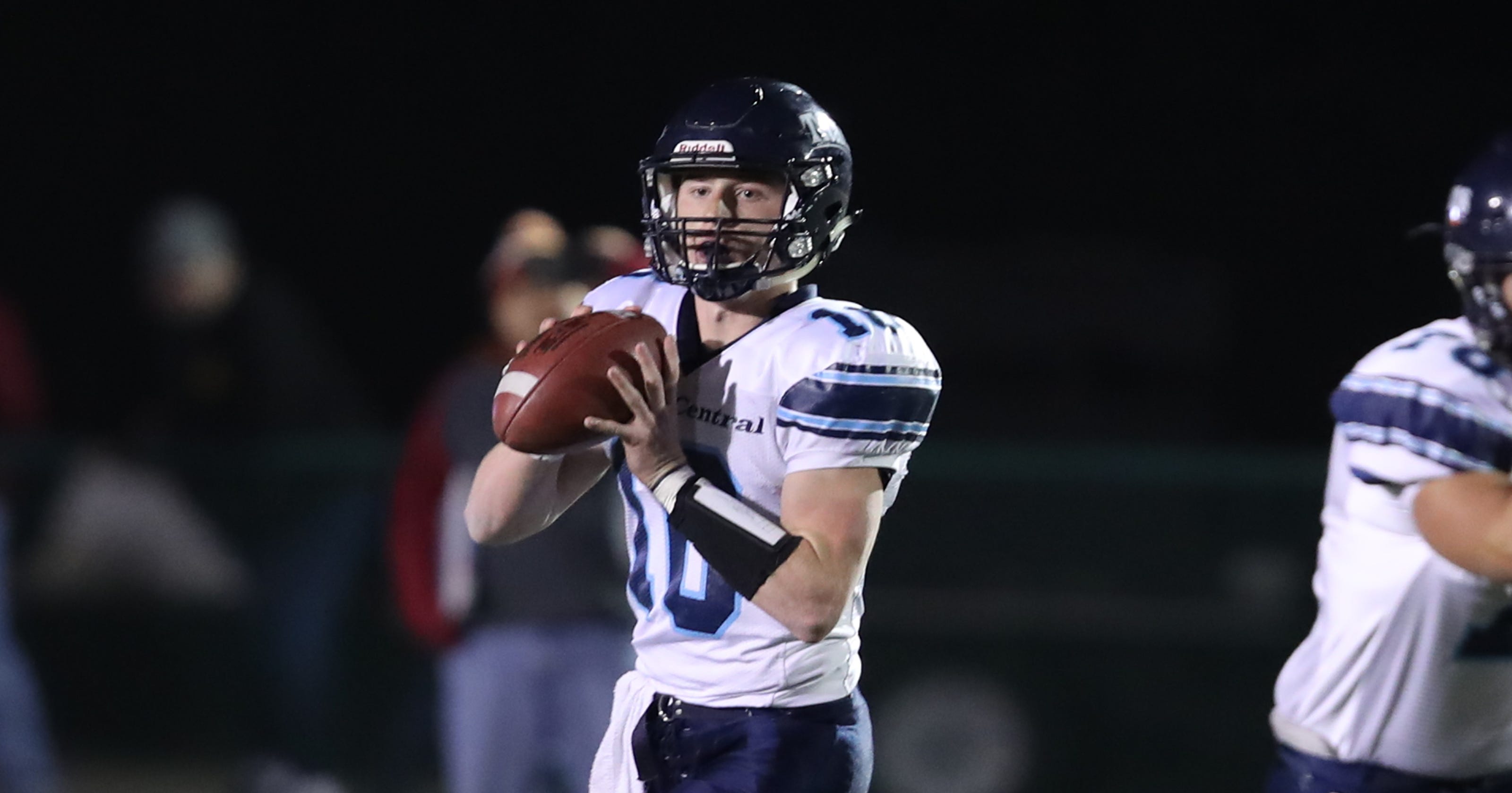 Max Duggan recruitment: Elite in-state QB commits to TCU