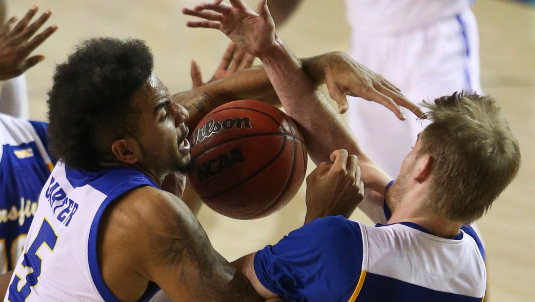 Delaware Downs Highly Regarded Csu Bakersfield In Basketball 76 62