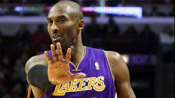 Kobe Bryant live-tweeted an NBATV replay of his 81-point game it's epic