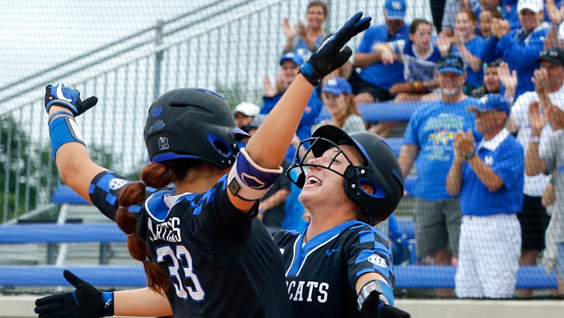 UK softball advances to super regional with 4-2 win over Illinois - The Courier-Journal