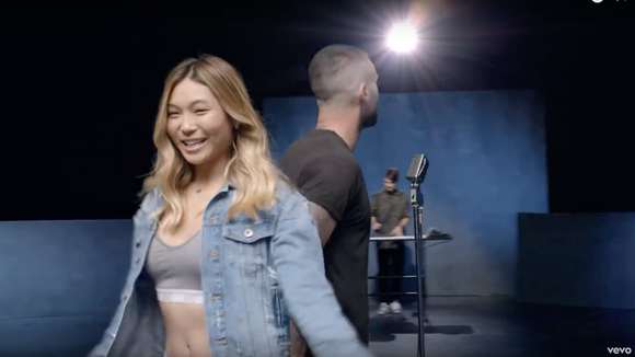 Raisman, Danica among athlete cameos in Maroon 5 video