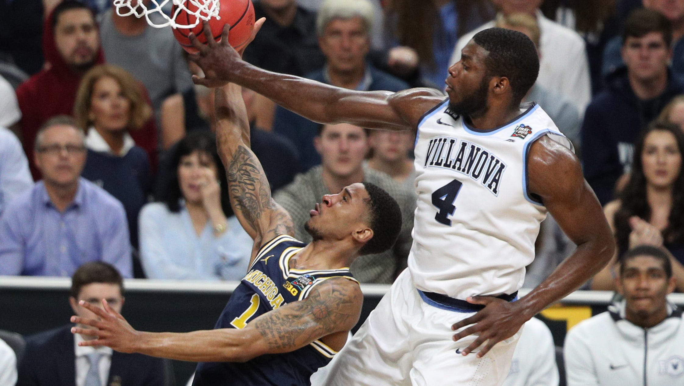 Men S Basketball National Champ Eric Paschall Puts Nba Dream On Hold