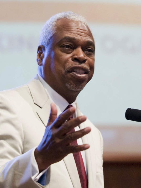 Wade Henderson to step down as national civil rights leader