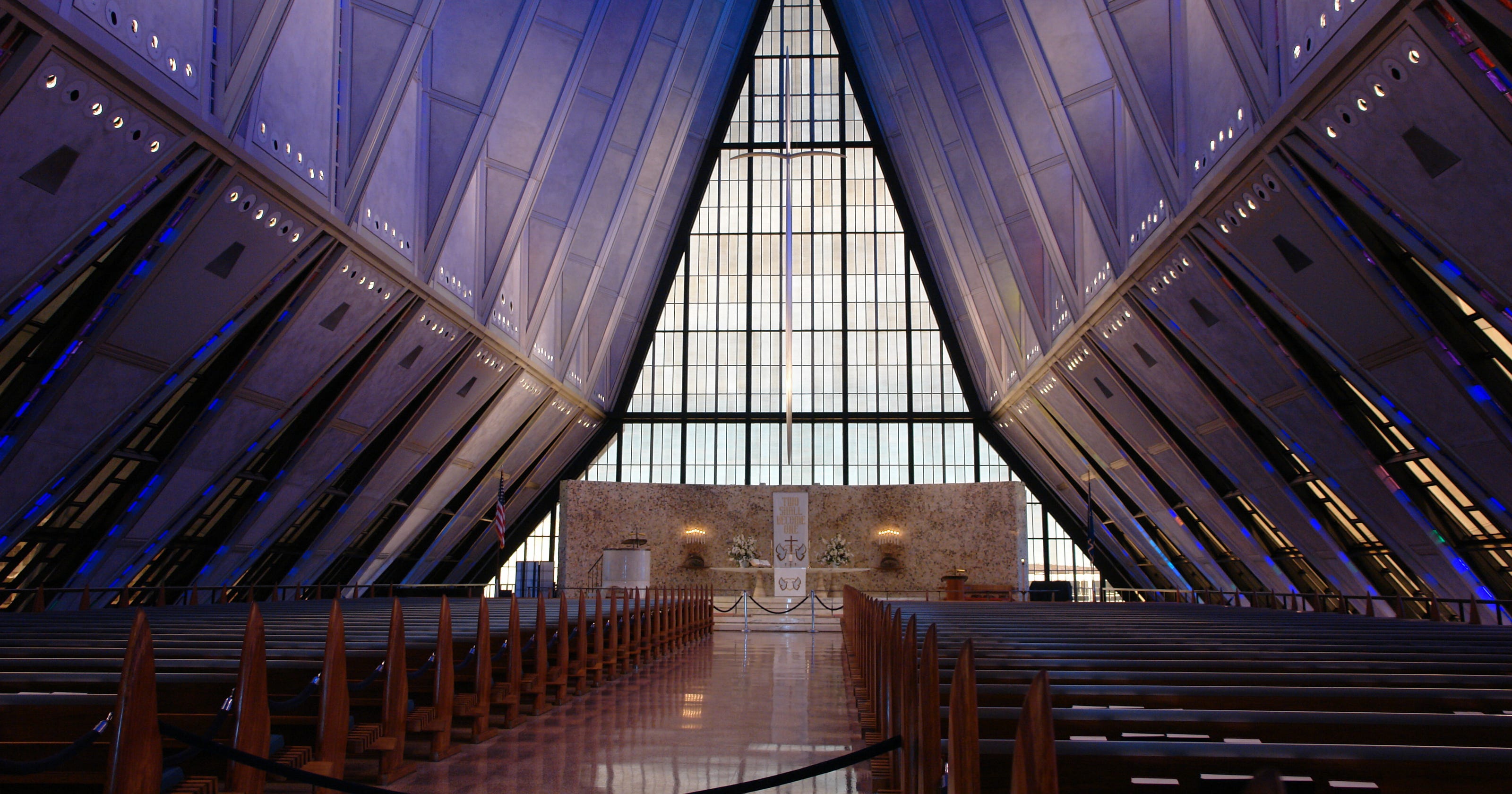 10 great American churches and religious sites