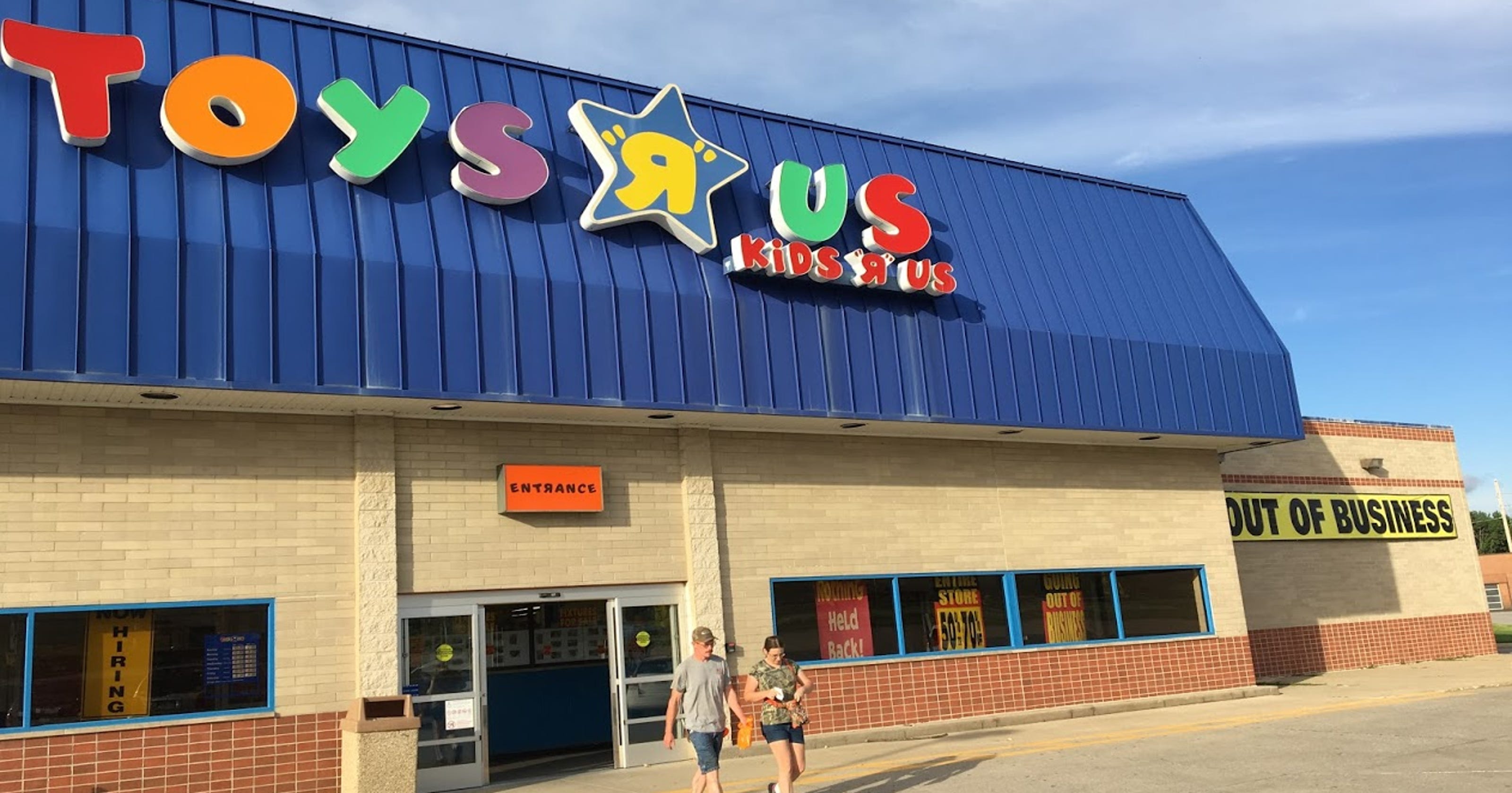 What a dying Toys R Us showed me about entering middle age