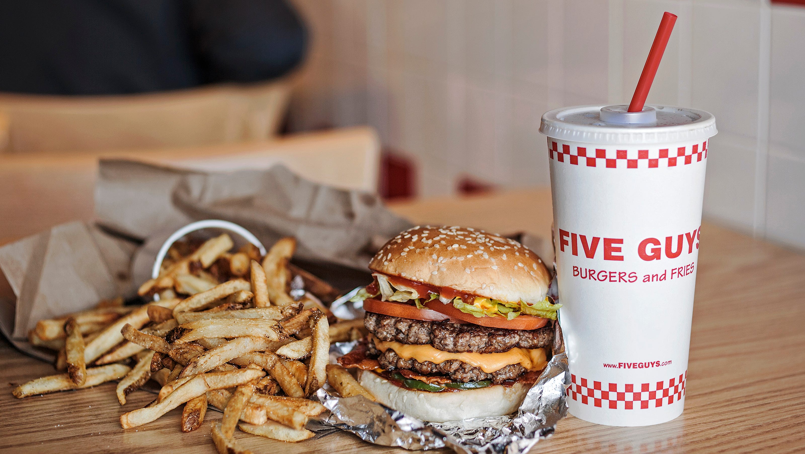 Five Guys burger chain plans a third Des Moines metro location at Merle Hay Mall
