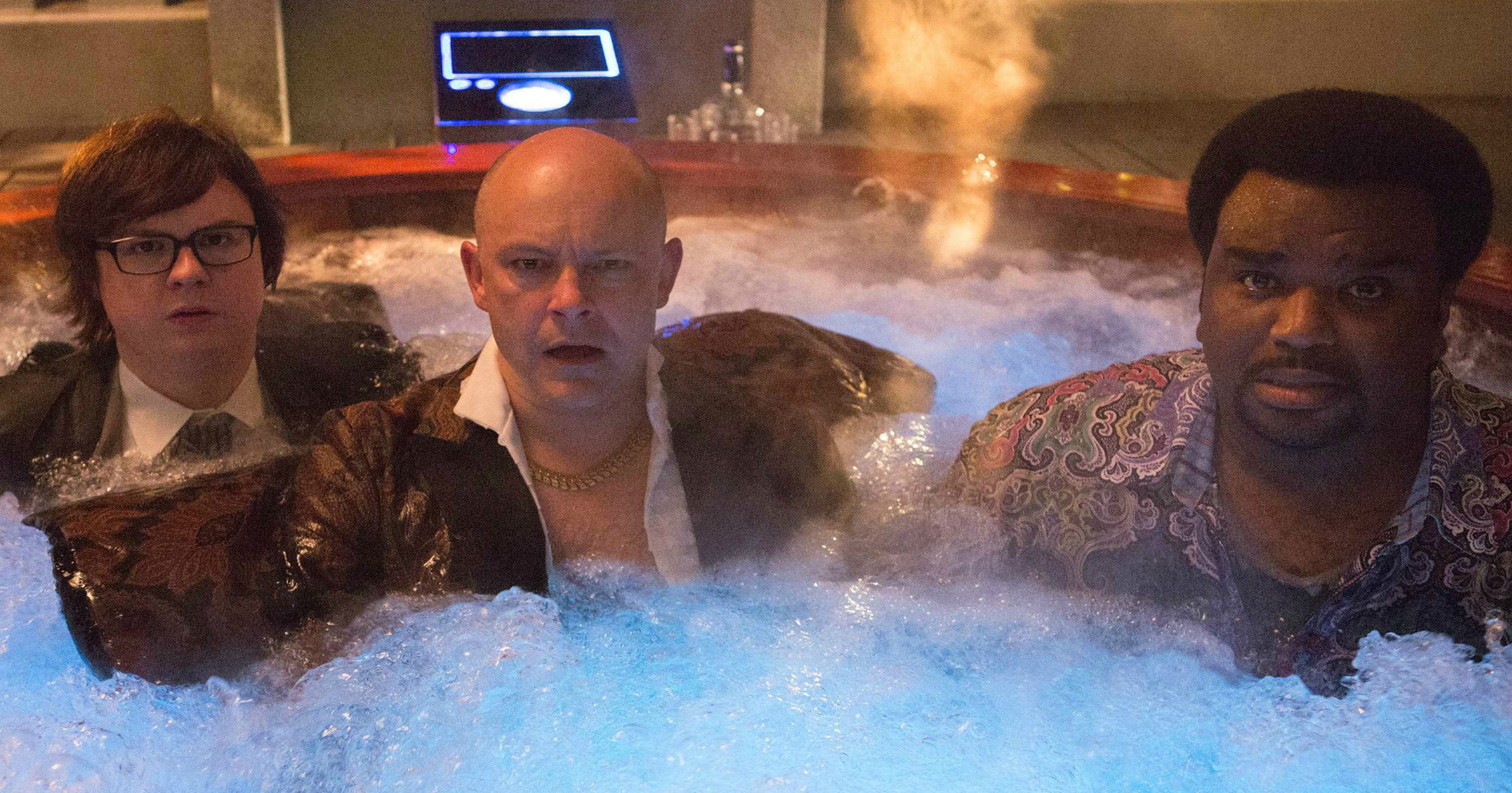 Even The Hot Tub Time Machine 2 Guys Are Jumping On The Patriots