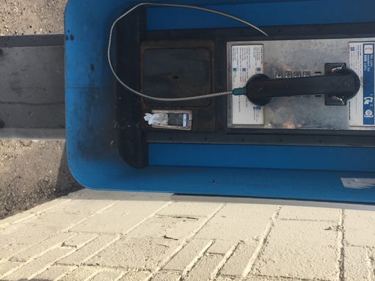 It S The Last Call For Detroit S Pay Phones