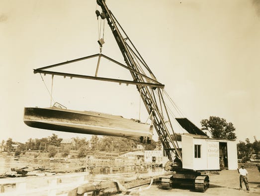 Chris-Craft common these selected images and advertisements