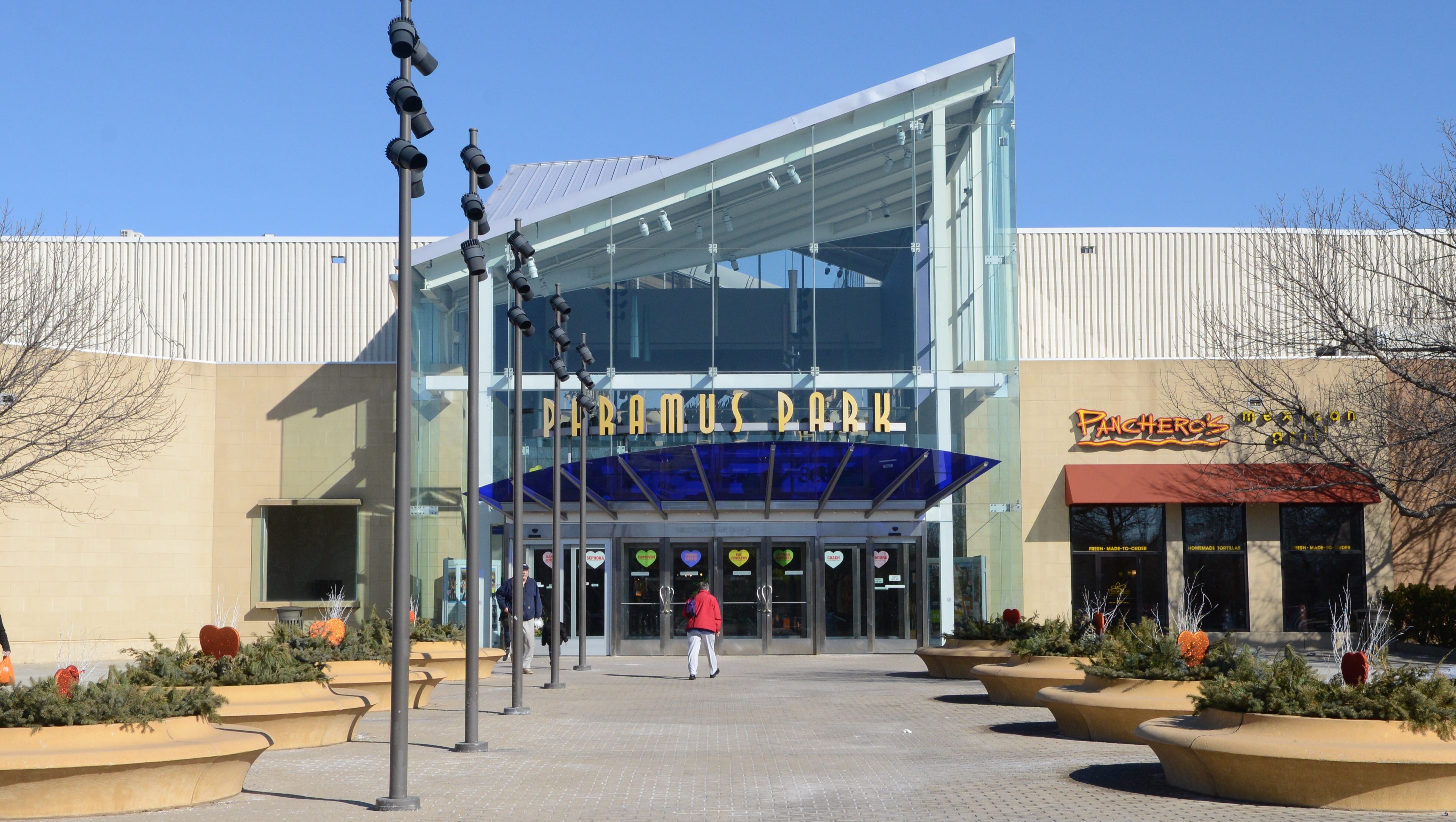 History of Paramus Park mall a timeline