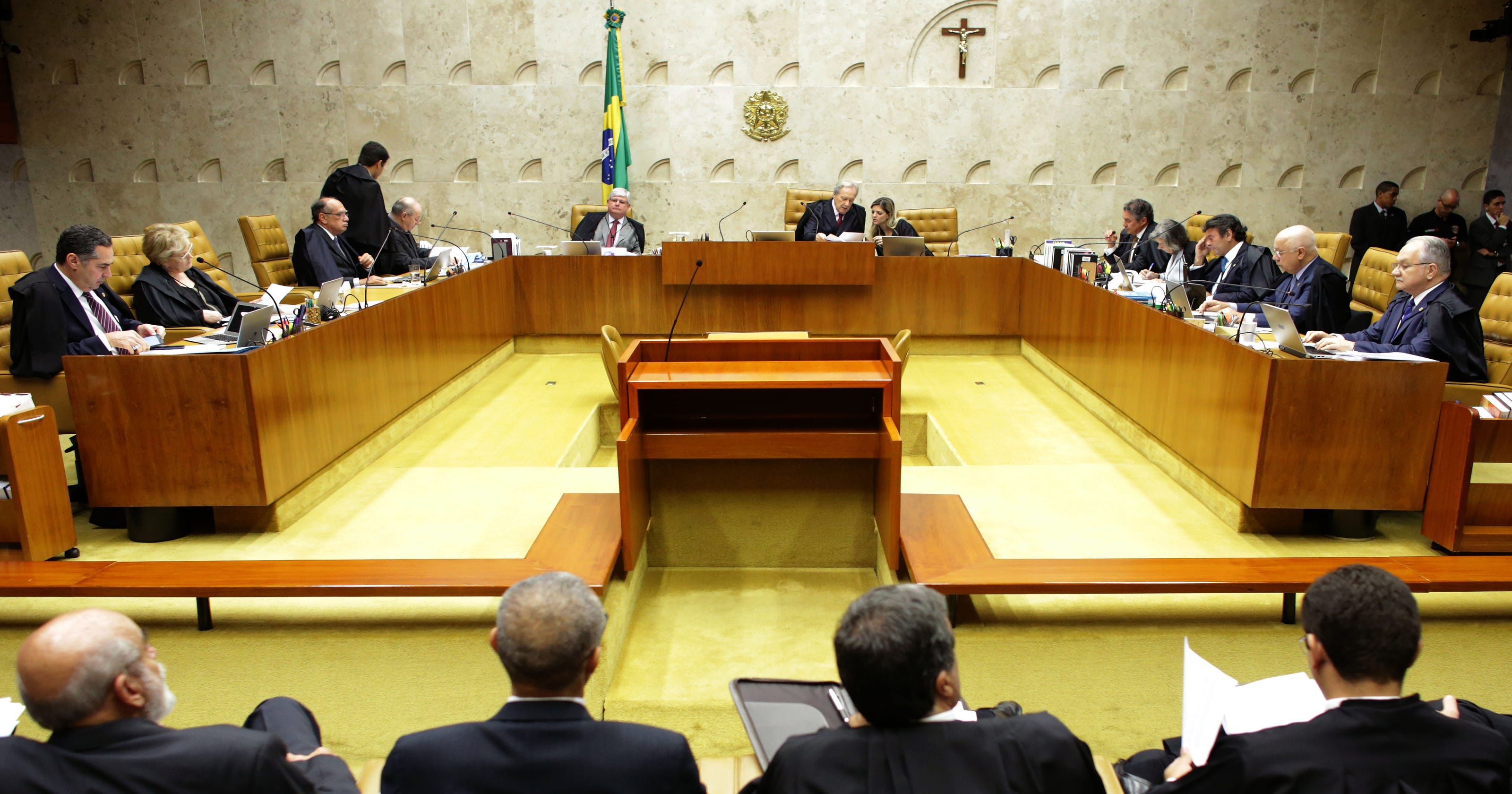 Brazil awaits impeachment proceedings of president
