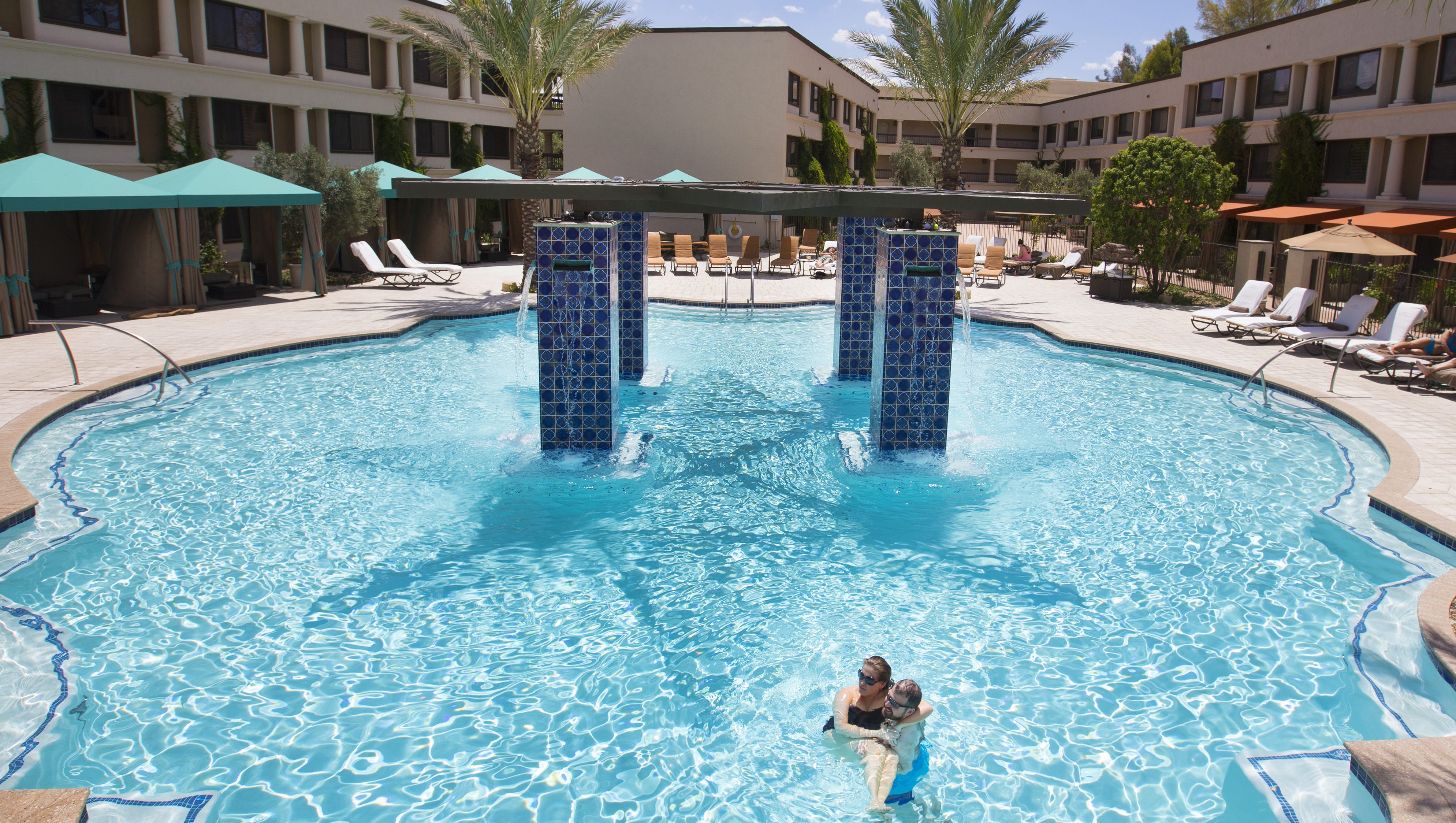 11 cheapest summer resort deals in Phoenix, Scottsdale